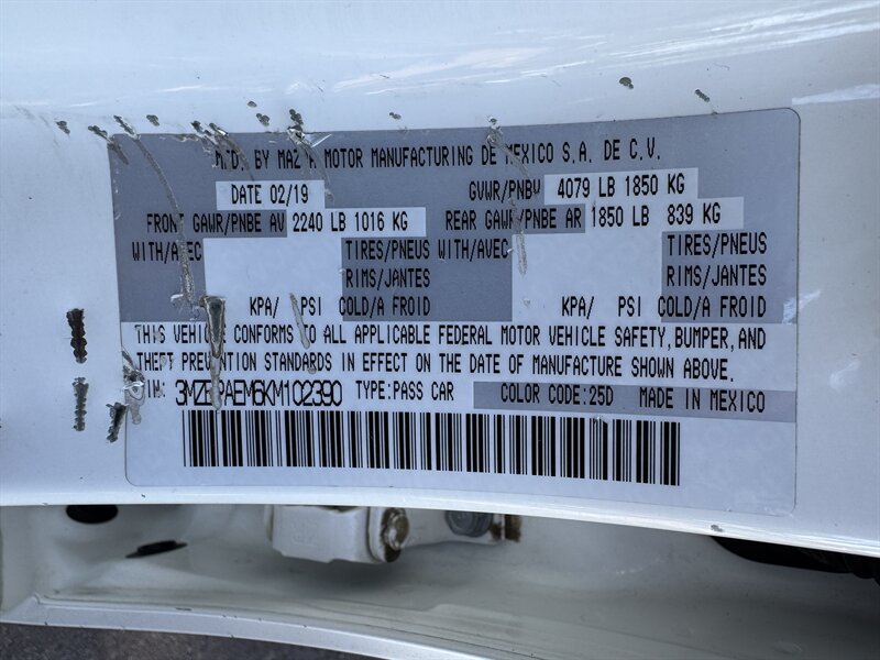 2019 Mazda Mazda3 Sedan Premium - Photo 28 - Mesa, AZ 85210