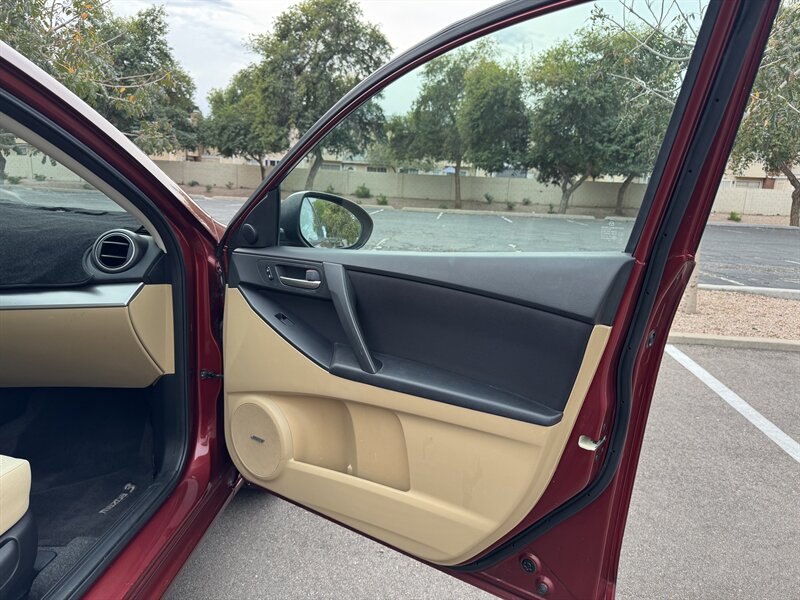 2010 Mazda Mazda3 i Touring - Photo 13 - Mesa, AZ 85210