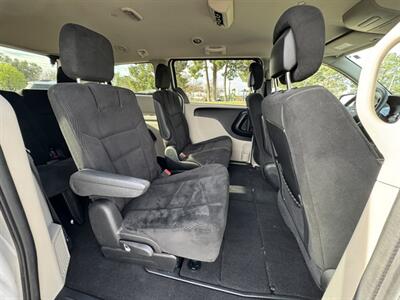 2016 Dodge Grand Caravan SE   - Photo 14 - Mesa, AZ 85210