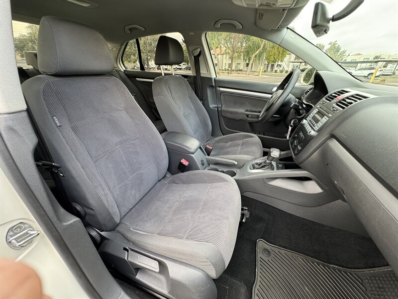 2008 Volkswagen Jetta S - Photo 11 - Mesa, AZ 85210