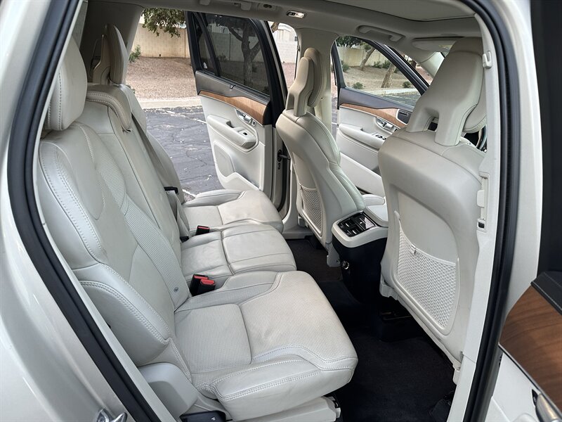 2018 Volvo XC90 T6 Inscription AWD - Photo 17 - Mesa, AZ 85210