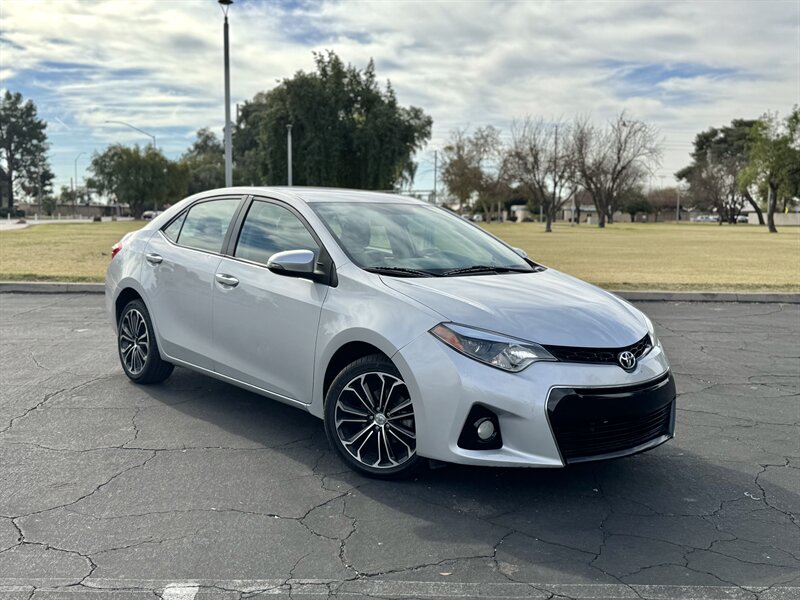 2016 Toyota Corolla S Plus  
