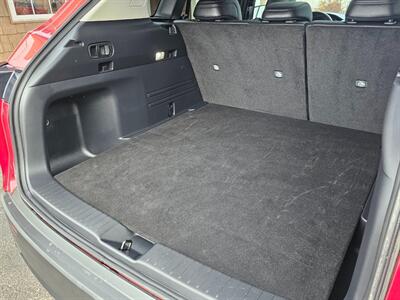 2025 Mazda CX-50 2.5 S Premium Plus   - Photo 33 - De Pere, WI 54115