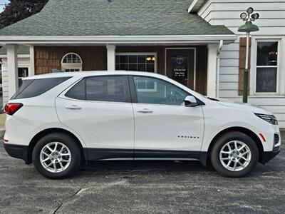 2023 Chevrolet Equinox LT   - Photo 2 - De Pere, WI 54115