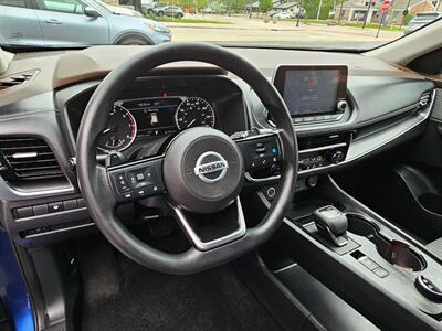 2021 Nissan Rogue SV   - Photo 27 - De Pere, WI 54115