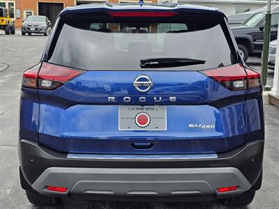 2021 Nissan Rogue SV   - Photo 23 - De Pere, WI 54115