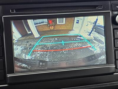 2017 Toyota Tacoma SR V6   - Photo 9 - De Pere, WI 54115