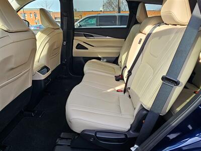 2023 INFINITI QX60 LUXE   - Photo 16 - De Pere, WI 54115