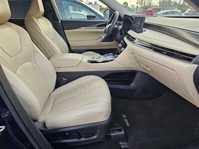 2023 INFINITI QX60 LUXE   - Photo 12 - De Pere, WI 54115
