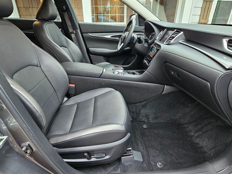 2025 INFINITI QX50 LUXE - Photo 12 - De Pere, WI 54115