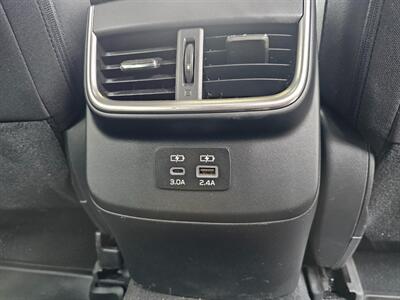 2023 Subaru Outback Premium   - Photo 32 - De Pere, WI 54115