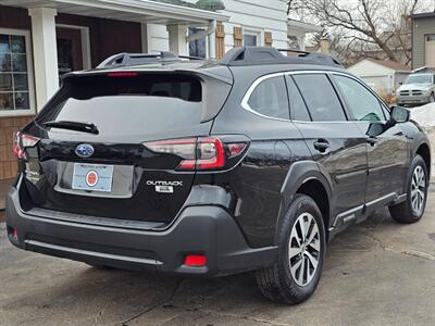 2023 Subaru Outback Premium   - Photo 23 - De Pere, WI 54115