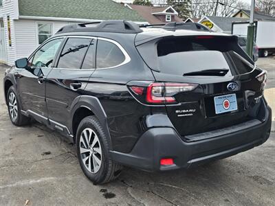 2023 Subaru Outback Premium   - Photo 25 - De Pere, WI 54115