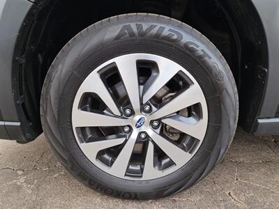2023 Subaru Outback Premium   - Photo 24 - De Pere, WI 54115