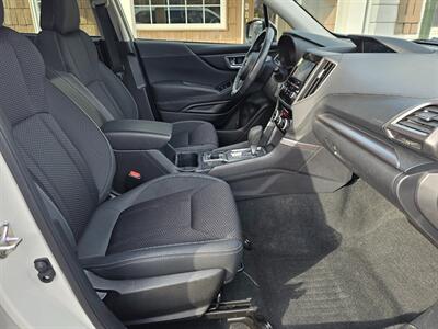 2023 Subaru Forester Premium - Photo 12 - De Pere, WI 54115