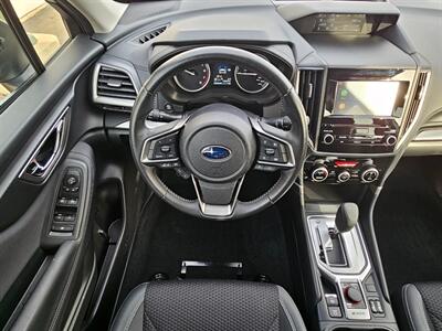 2023 Subaru Forester Premium - Photo 28 - De Pere, WI 54115
