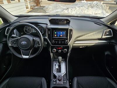 2023 Subaru Forester Premium - Photo 5 - De Pere, WI 54115