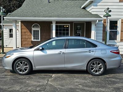 2016 Toyota Camry SE   - Photo 27 - De Pere, WI 54115