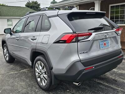 2024 Toyota RAV4 XLE Premium   - Photo 26 - De Pere, WI 54115