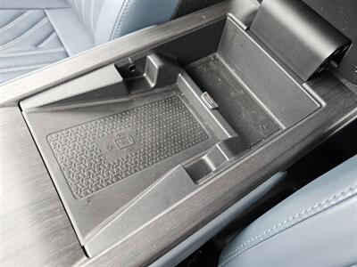 2023 Nissan Ariya PLATINUM+ e-4ORCE   - Photo 35 - De Pere, WI 54115