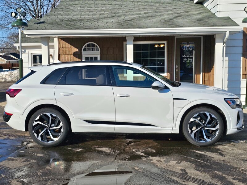 2024 Audi Q8 e-tron Premium Plus quattro  