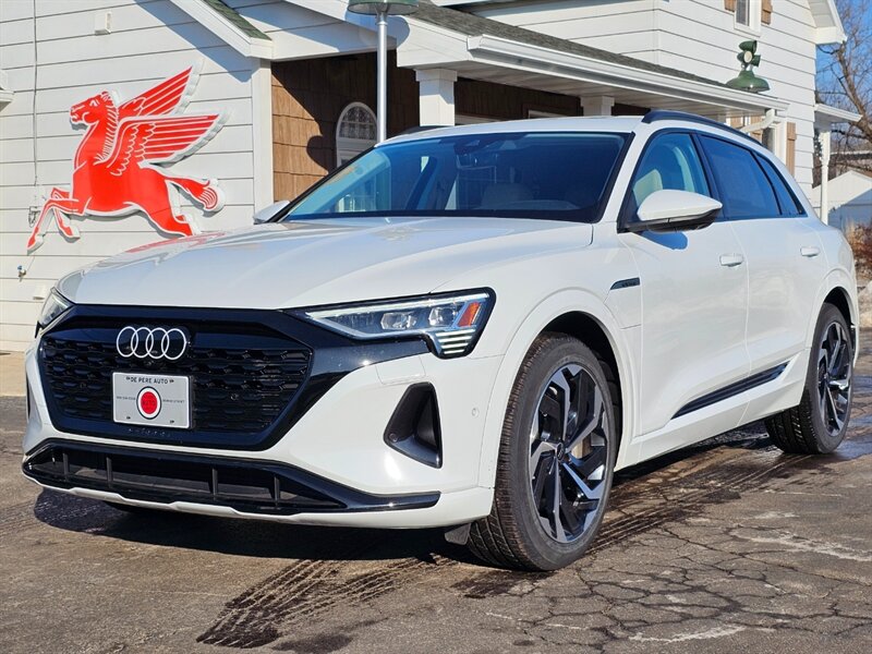 2024 Audi Q8 e-tron Premium Plus quattro  