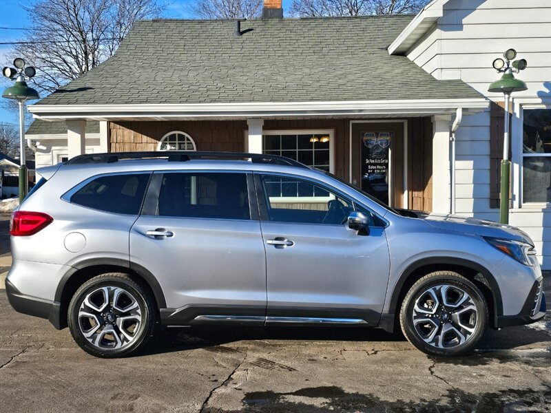 2023 Subaru Ascent Limited  