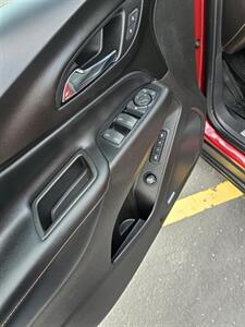 2019 Chevrolet Equinox Premier   - Photo 10 - West Allis, WI 53214
