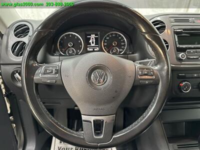 2013 Volkswagen Tiguan S 4Motion   - Photo 4 - Bethany, CT 06524