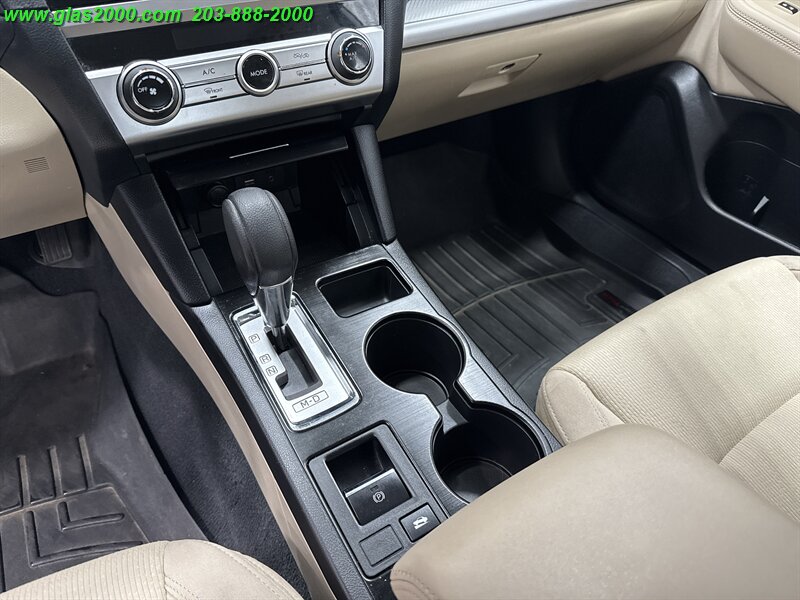 2018 Subaru Legacy 2.5i - Photo 10 - Bethany, CT 06524