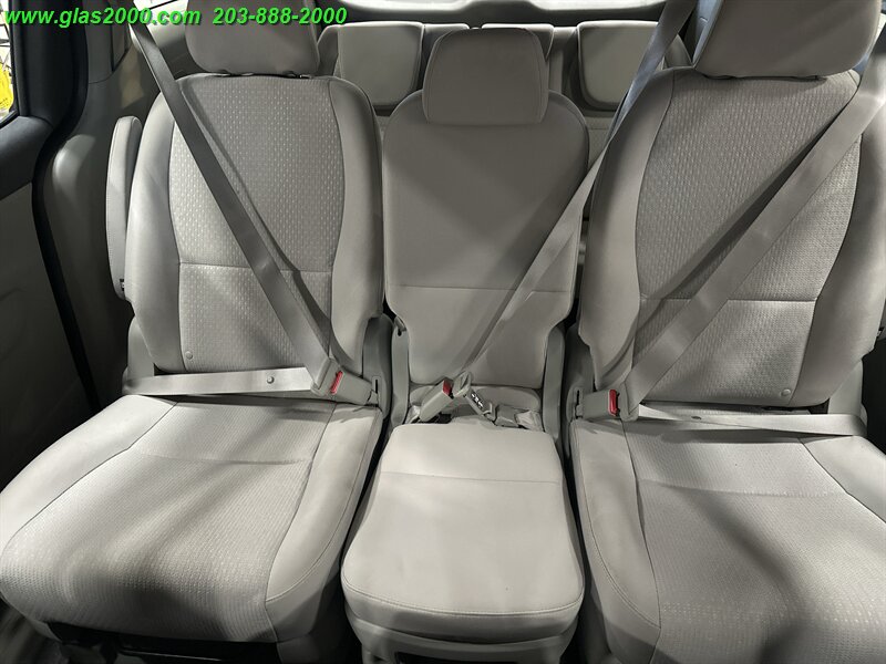 2018 Kia Sedona LX - Photo 24 - Bethany, CT 06524