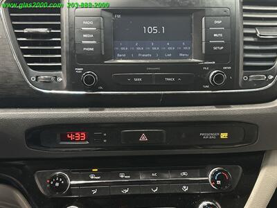 2018 Kia Sedona LX - Photo 17 - Bethany, CT 06524
