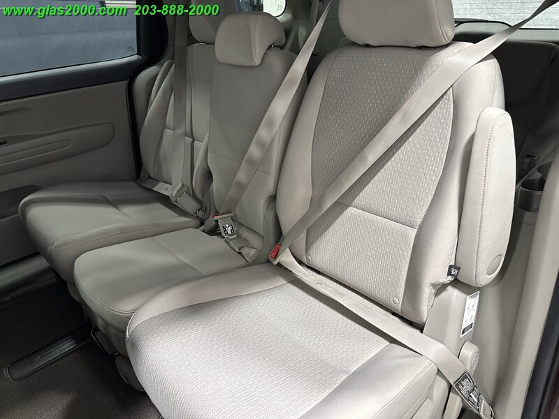 2018 Kia Sedona LX - Photo 43 - Bethany, CT 06524