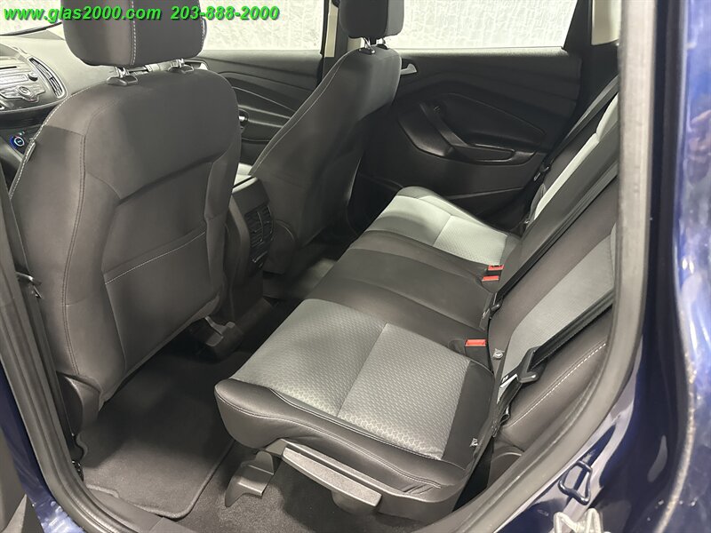 2017 Ford C-MAX Hybrid SE - Photo 9 - Bethany, CT 06524