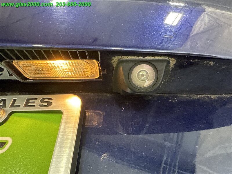 2017 Ford C-MAX Hybrid SE - Photo 17 - Bethany, CT 06524