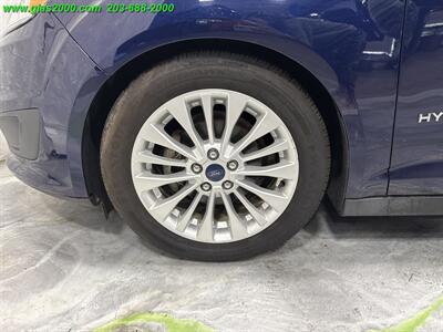 2017 Ford C-MAX Hybrid SE - Photo 16 - Bethany, CT 06524