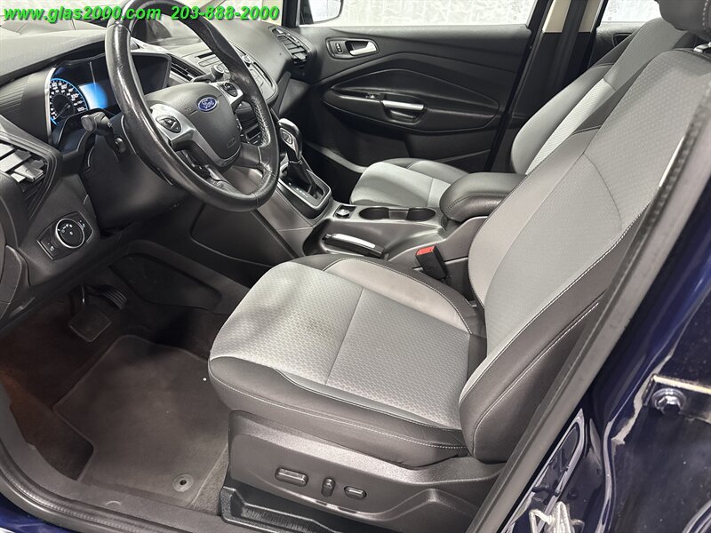 2017 Ford C-MAX Hybrid SE - Photo 3 - Bethany, CT 06524