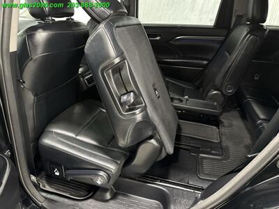 2018 Toyota Highlander Limited - Photo 27 - Bethany, CT 06524