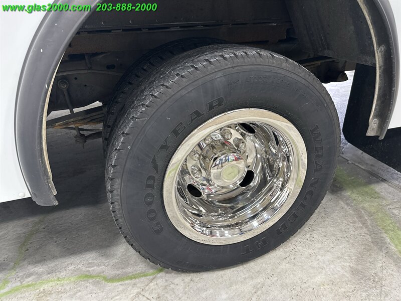 2016 Ford «model» - Photo 13 - Bethany, CT 06524