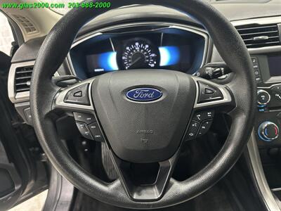 2018 Ford Fusion Hybrid S   - Photo 4 - Bethany, CT 06524