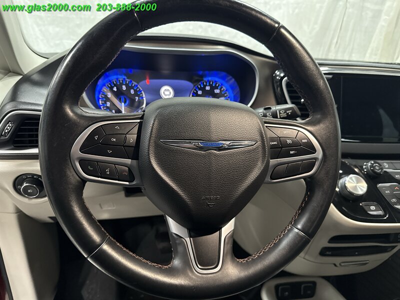 2018 Chrysler Pacifica Touring L Plus - Photo 4 - Bethany, CT 06524