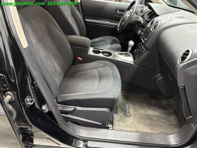 2014 Nissan Rogue S - Photo 5 - Bethany, CT 06524