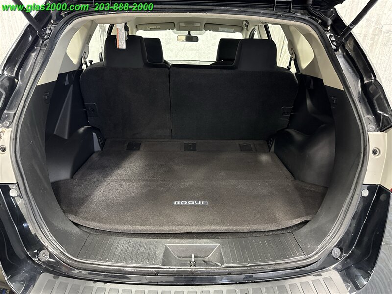 2014 Nissan Rogue S - Photo 15 - Bethany, CT 06524