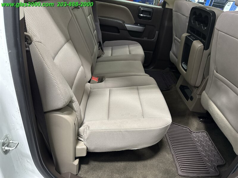 2017 Chevrolet Silverado 1500 LT LT2 - Photo 10 - Bethany, CT 06524