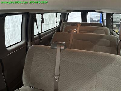 2022 Chevrolet Express LS Passenger - Photo 16 - Bethany, CT 06524