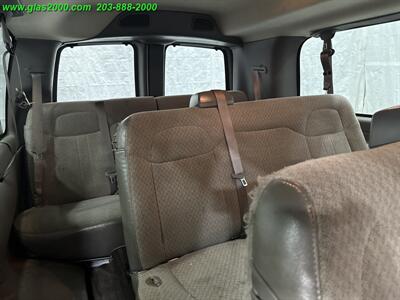2022 Chevrolet Express LS Passenger - Photo 18 - Bethany, CT 06524
