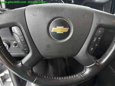 2022 Chevrolet Express LS Passenger - Photo 23 - Bethany, CT 06524
