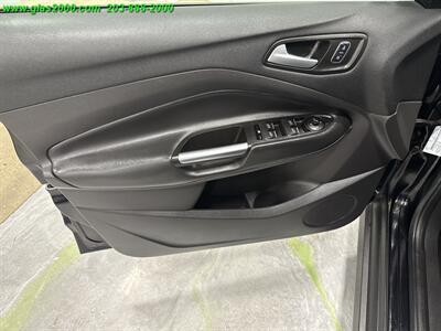 2017 Ford C-MAX Hybrid SE   - Photo 25 - Bethany, CT 06524