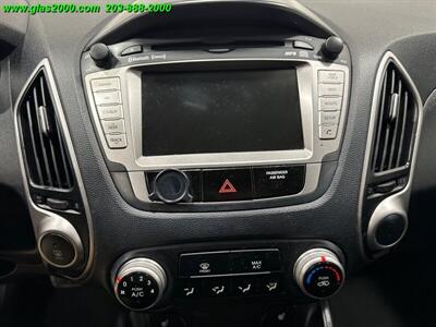 2011 Hyundai Tucson GLS   - Photo 11 - Bethany, CT 06524