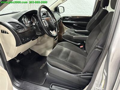 2017 Dodge Grand Caravan SE   - Photo 3 - Bethany, CT 06524